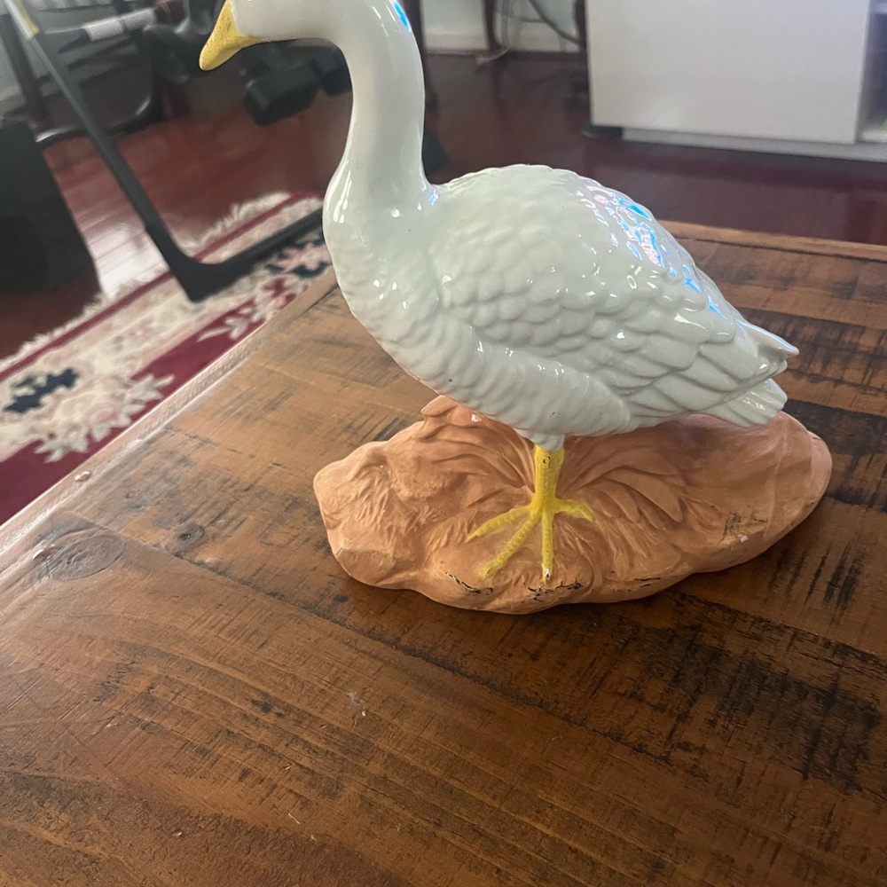 White Ceramic Bird Figurine - Picture 2 of 16